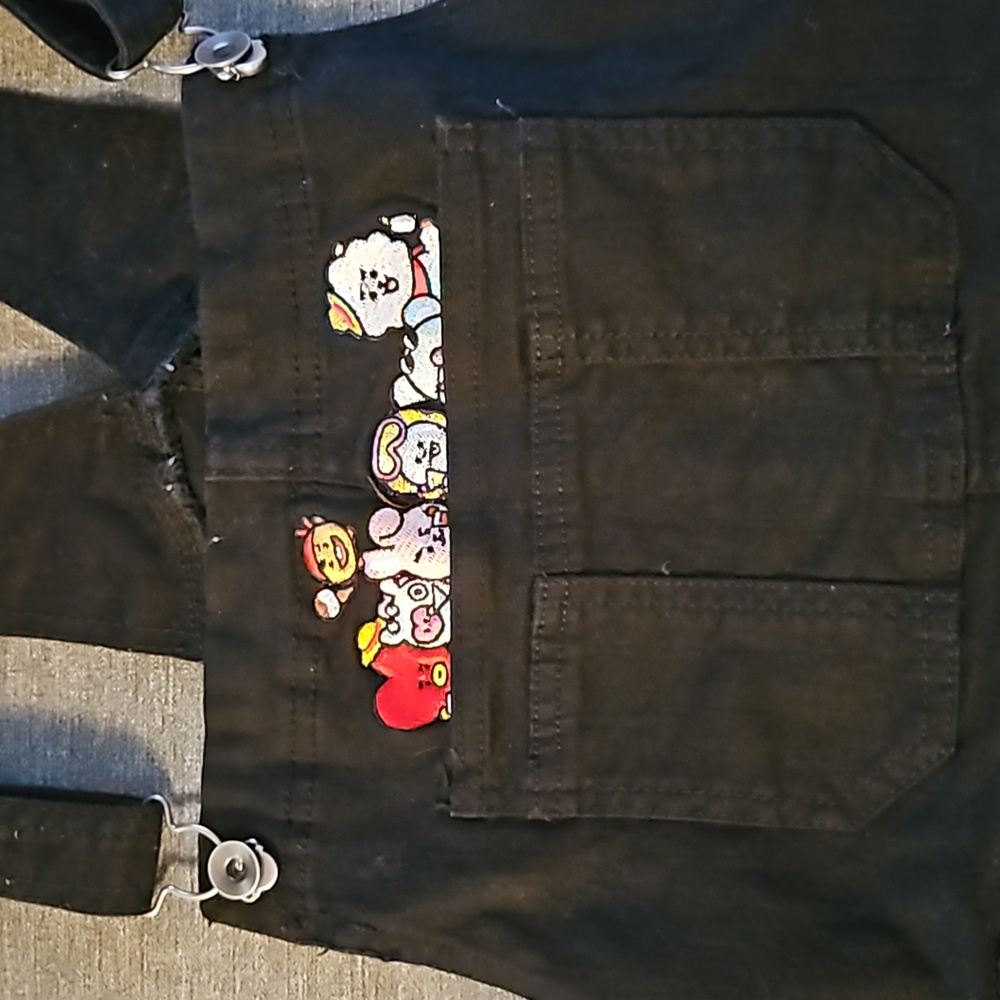 BT21 Black Overalls